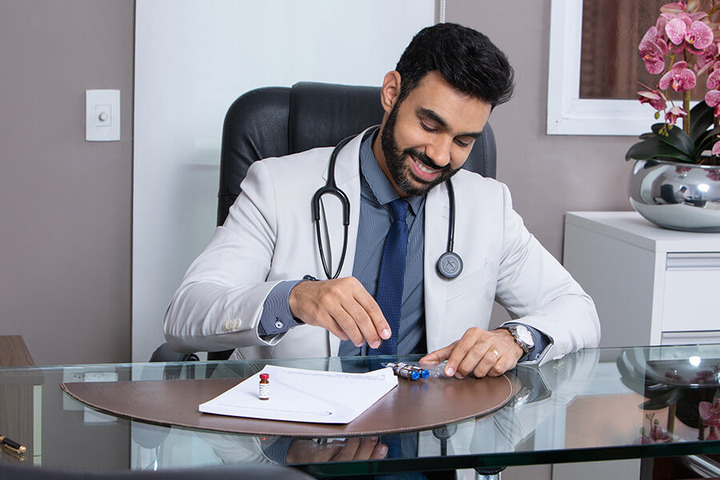 Médico Especialista em Menopausa